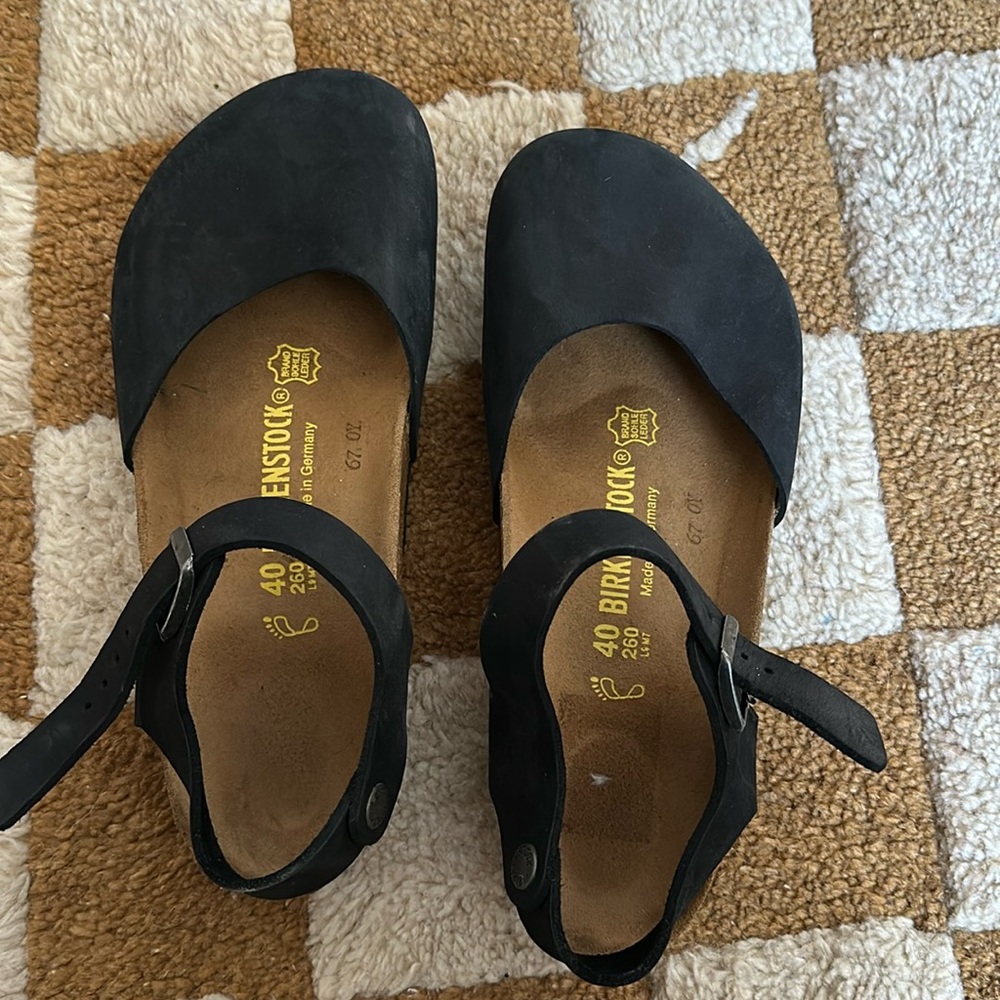 Birkenstock clog with strap
